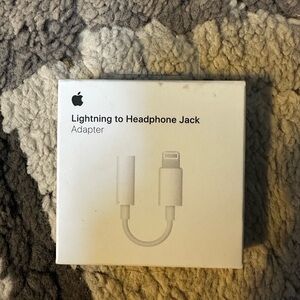 Apple Lightning to Headphone Jack Adapter - White